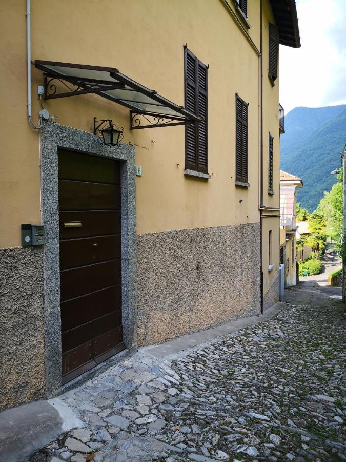Appartamento "Bella Vista" Sul Lago Di Como Faggeto Lario Bagian luar foto